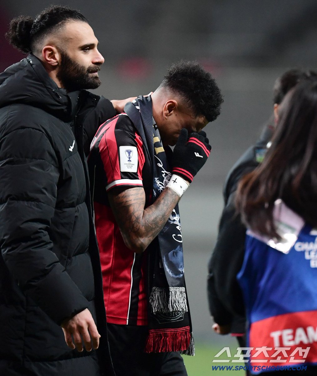 안 가면 울 일도 없는데 왜 가냐