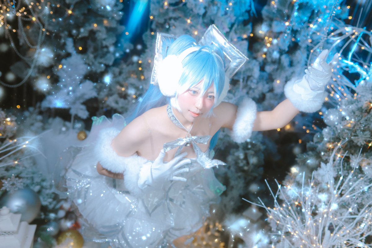 보컬로이드/ VOKALOID (1)
심포니 2025 삿포로 콘서트.ver❄

- 하츠네 미쿠 : 유시아 님(<a href="/xiacos7438/">유시아🌸</a>)

📷. 나(샘플)