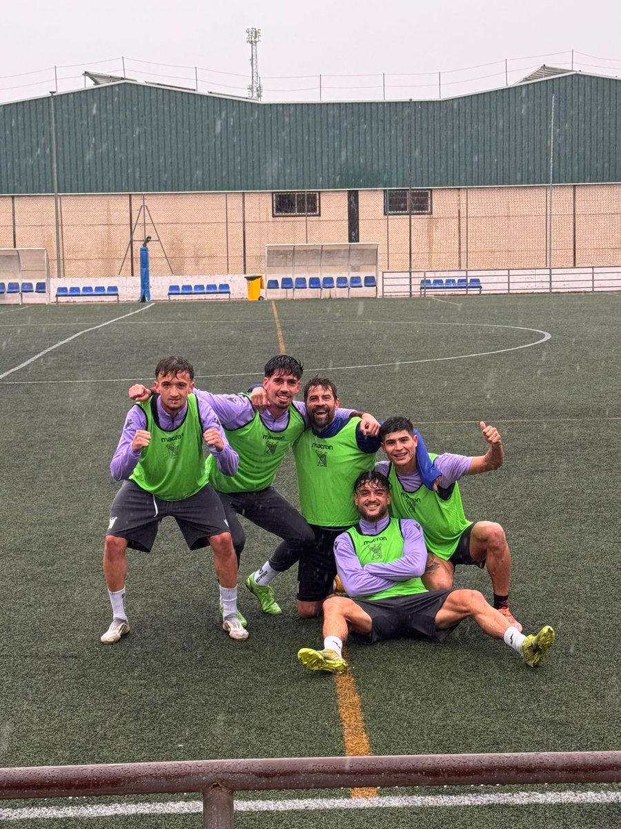 El equipo ganador de hoy… necesita toallas 😂

Nada nos va a parar 💪🏻