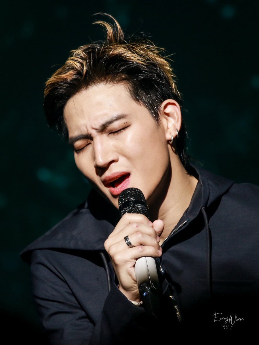 [251130] 2025 JAY B CONCERT [TAPE:RE LOAD FINALE] IN SEOUL

Part 3 

#제이비 #JAYB <a href="/jaybnow_hr/">JAY B</a> 
#TAPE_RE_LOAD_FINALE_SEOUL #JAYB_FINALEINSEOUL