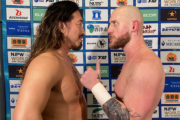 ゲイブ「とにかく、潰してやろう。いよいよ準決勝だ。あと1試合すれば、決勝戦だ。もういがみ合うのはやめよう。今は息が合ってる。見てたぞ。OSKARに俺が動きを読まれた時、お前が来て、何とかしてくれた。この調子で決勝まで行くぞ」
 
辻「やってやろうぜ、ゲイブ」

全文
njpw.co.jp/tournament/res…