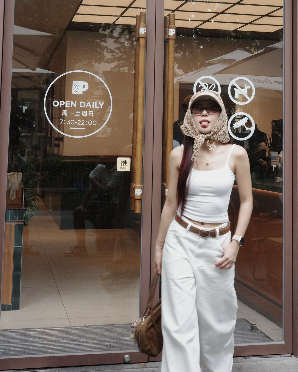 quickly_701's tweet image. 우선 나 빨간머리 좋아해…..🤯

#ciizezphr #CiizeRutricha