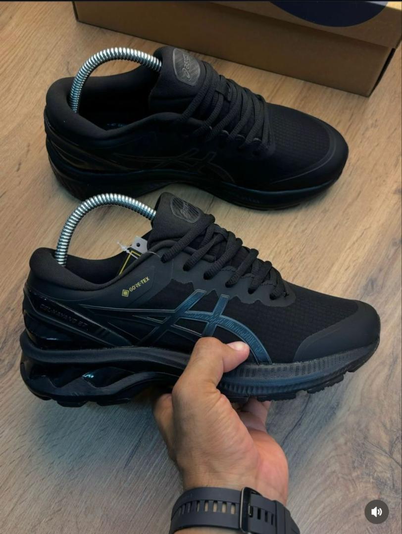 Sneakers 😍 ❤️ 

60k

40-46

Kindly help me repost 💯