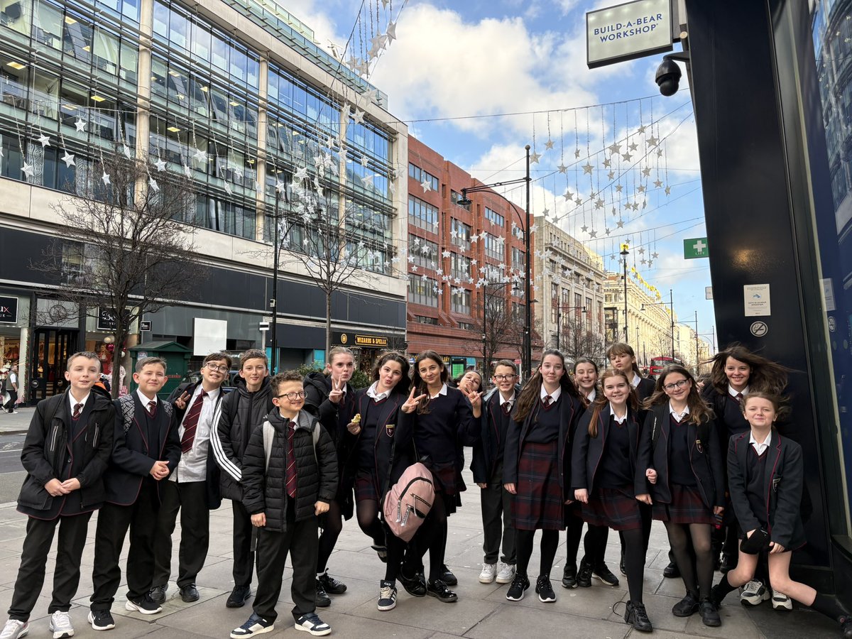 Year 7 Festive Footsteps trip have arrived in London Image