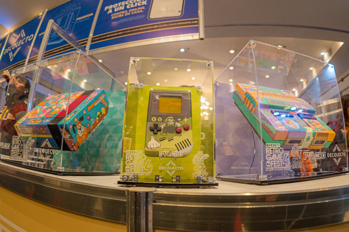 BRCDEvg's tweet photo. Un vistazo a la colaboración especial para BRCDEvg Retro Game Fest 4 👾
@RetroPlayShop
@ pvlcro
@ decolecto
@BRCDEvg
Y por supuesto felicidades a los afortunados ganadores de estas piezas únicas de colección y gran recuerdo del festival 🎮🎁 #RGF4 https://t.co/vPaWZub5xw