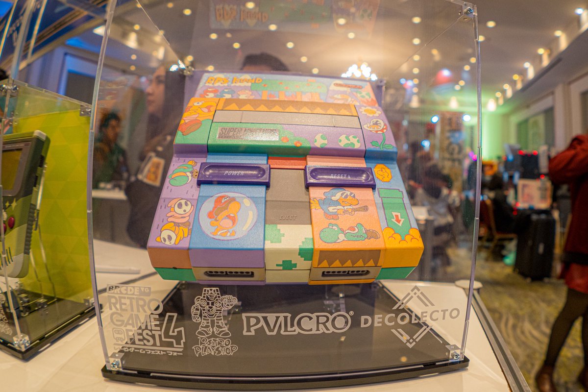 BRCDEvg's tweet photo. Un vistazo a la colaboración especial para BRCDEvg Retro Game Fest 4 👾
@RetroPlayShop
@ pvlcro
@ decolecto
@BRCDEvg
Y por supuesto felicidades a los afortunados ganadores de estas piezas únicas de colección y gran recuerdo del festival 🎮🎁 #RGF4 https://t.co/vPaWZub5xw