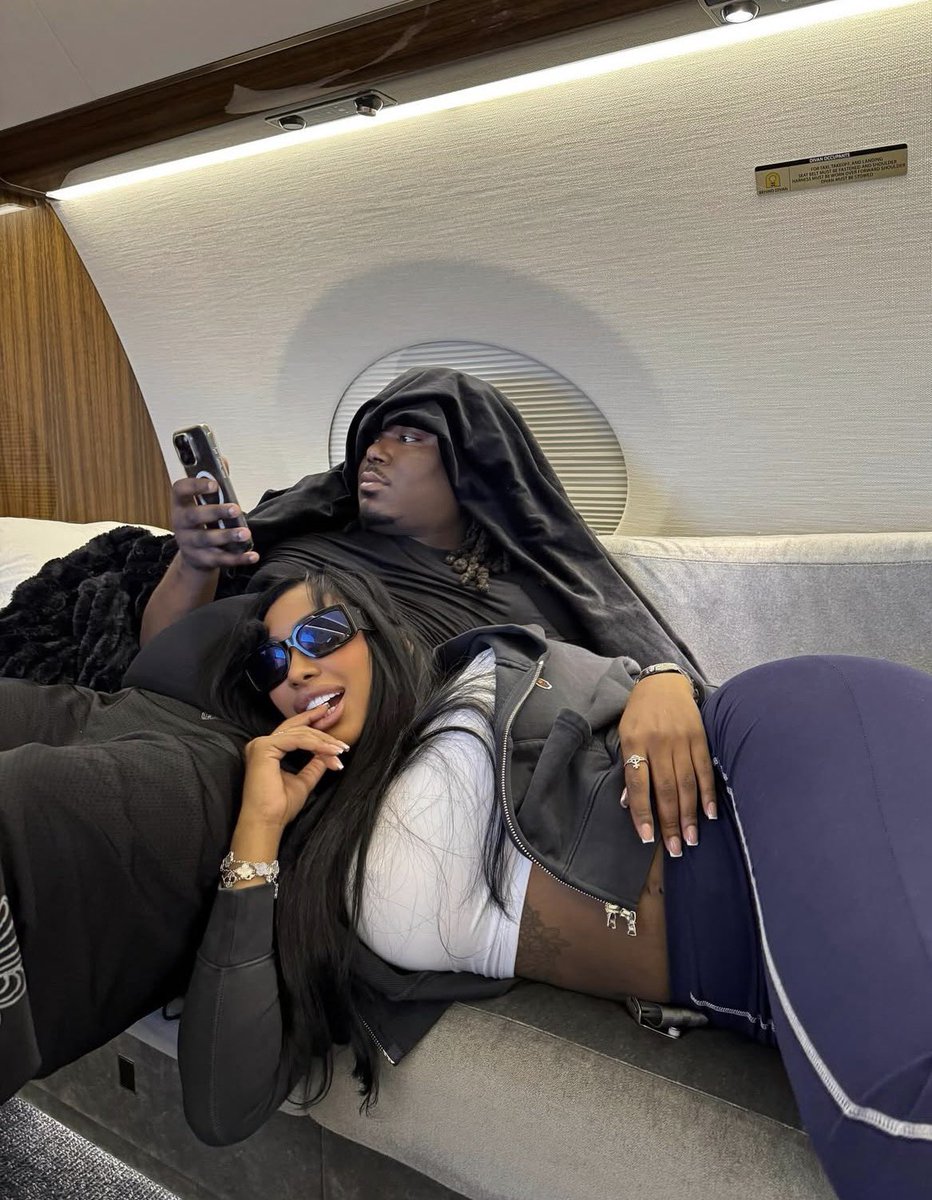 East’on (@eastonmargiella) on Twitter photo 