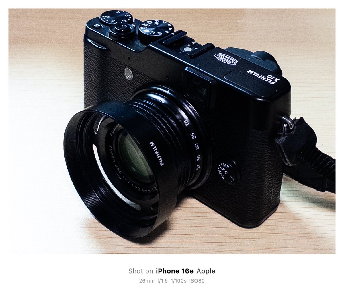 コンデジブームにのっかるなら、これだな、と、引っ張り出してきた