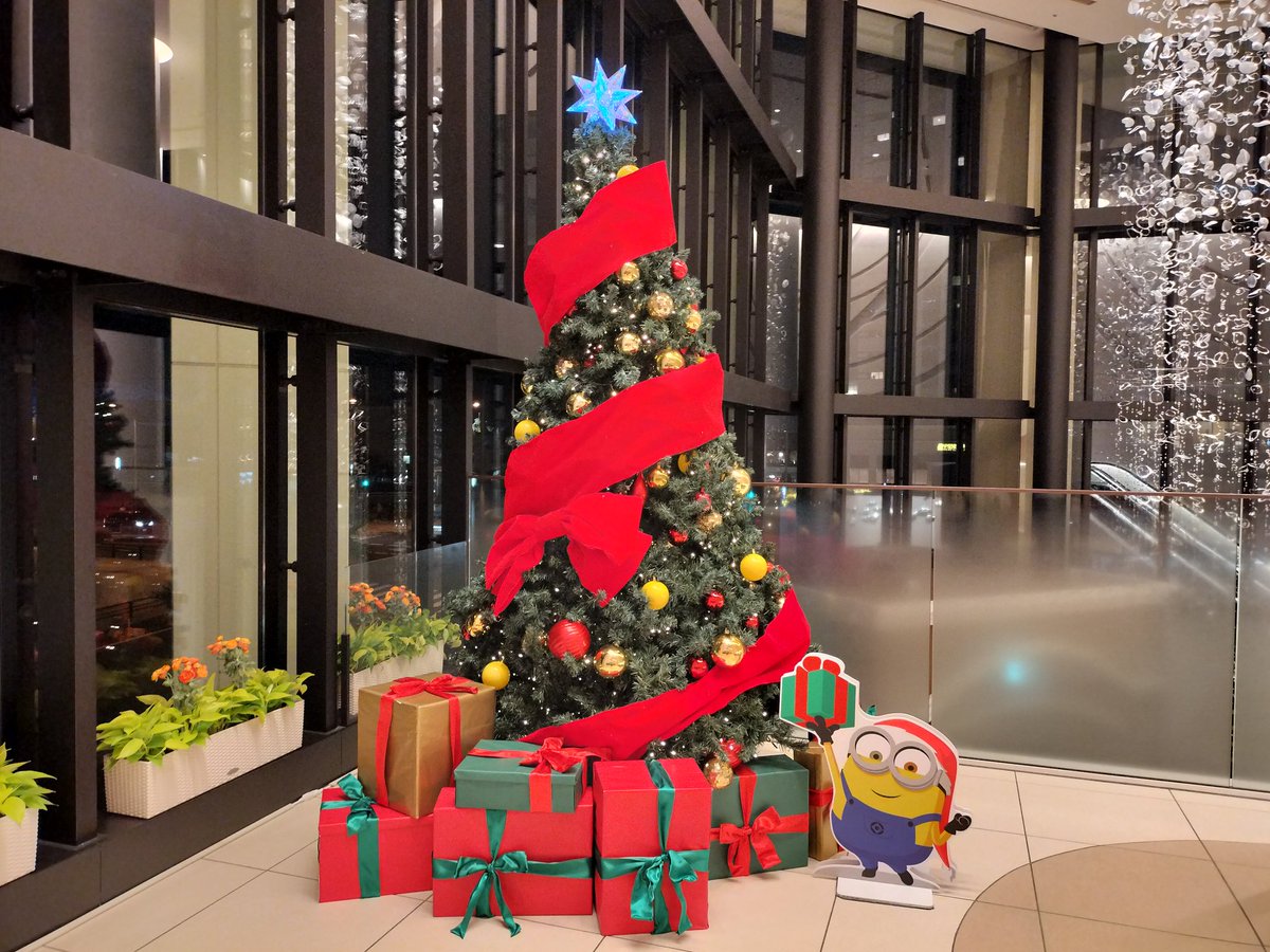 クリスマスツリーとボブ #ミニオンズ #USJ #ホテルユニバーサルポート