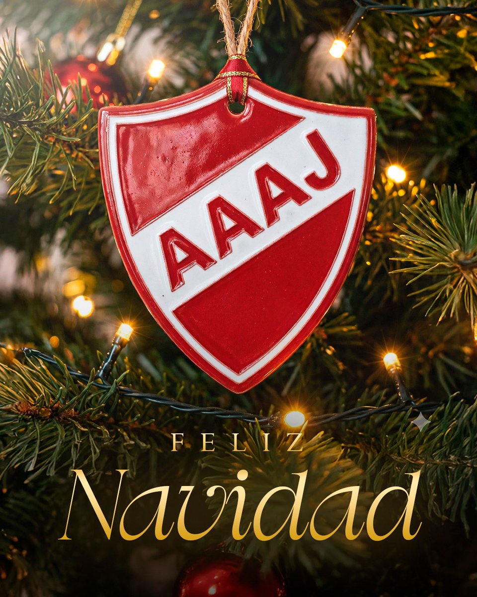 AAAJoficial's tweet image. #AAAJ Feliz Navidad para todos ustedes que siempre estan 🎄🥂