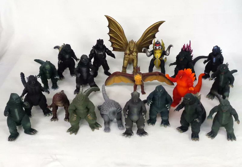 5Fです🥳 #ソフビ 入荷のお知らせ✨ ゴジラ50周年メモリアルボックス