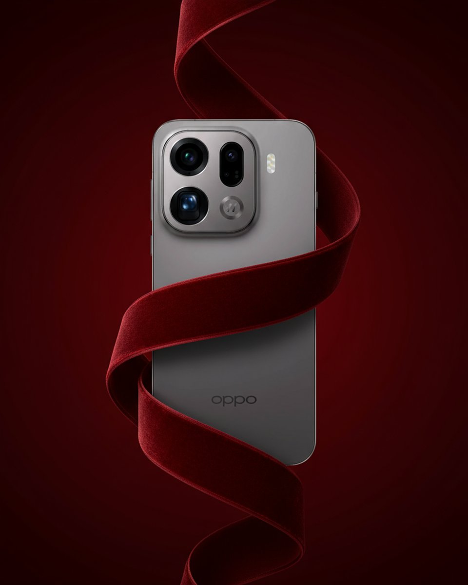 Did you find something special under your tree this morning? 🎄

Wishing a merry Christmas to all our OPPO and OnePlus fans celebrating today! 😊