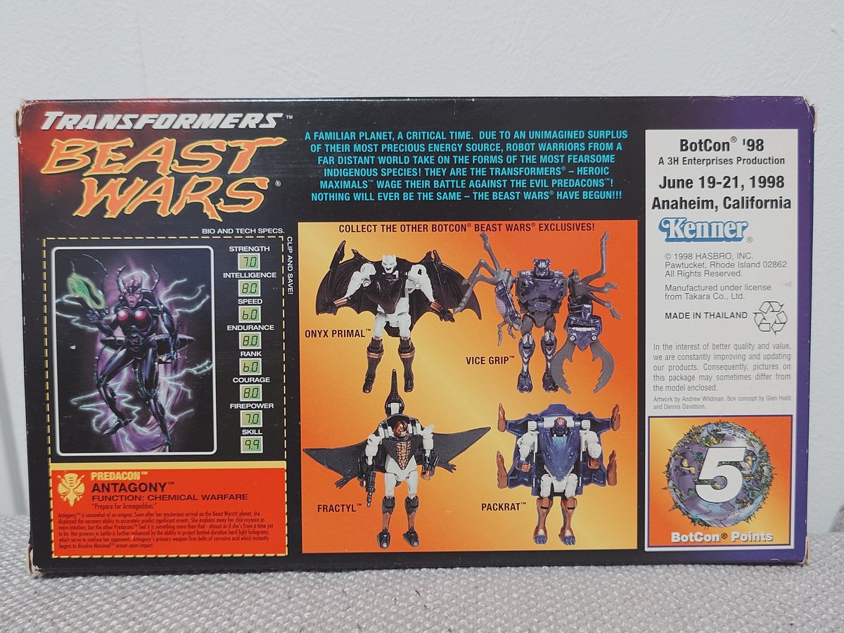 クリスマスプレゼントと1年の頑張りにおめでとうとい、偶然ショップで