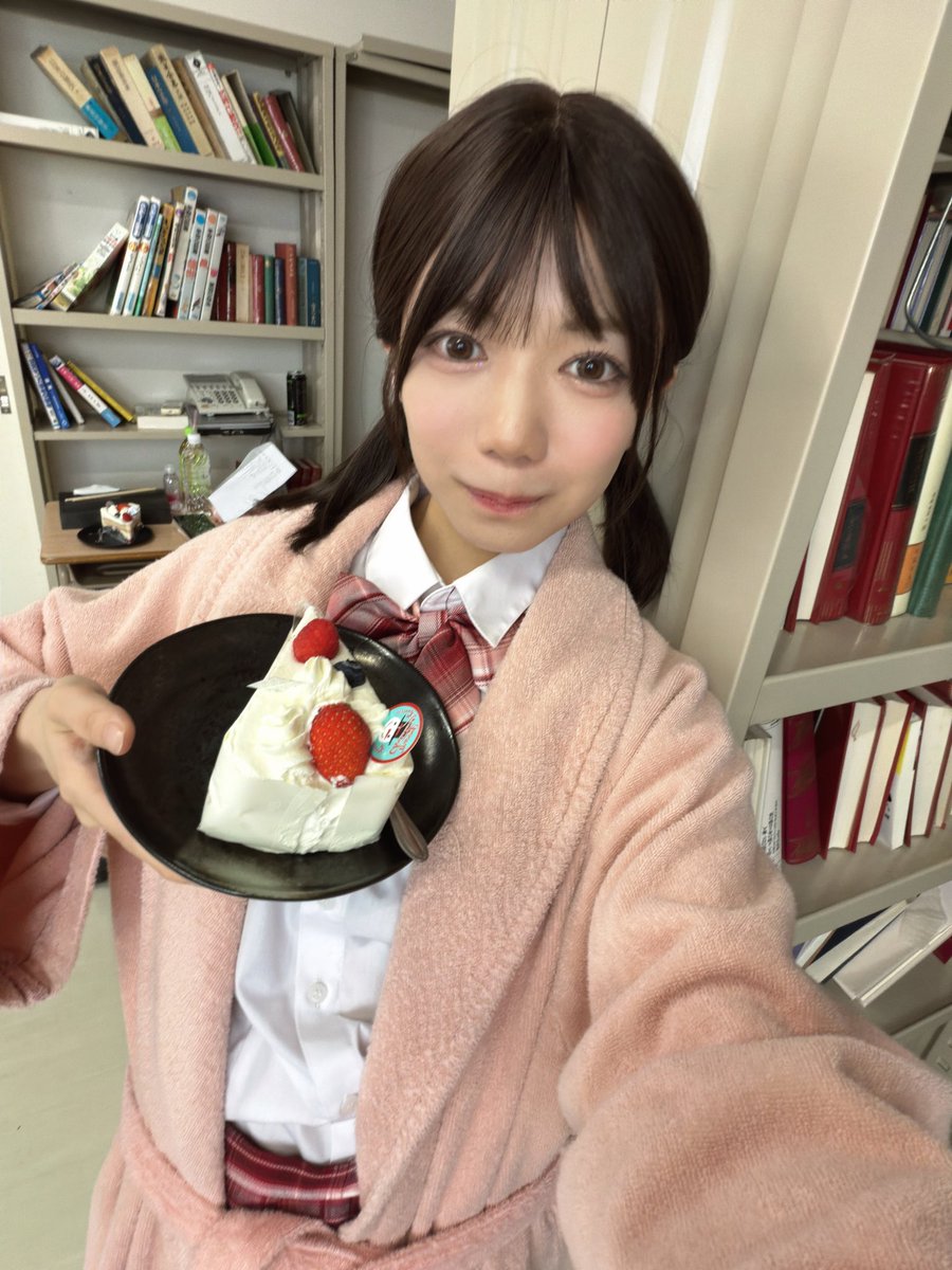 日向由奈 tweet media