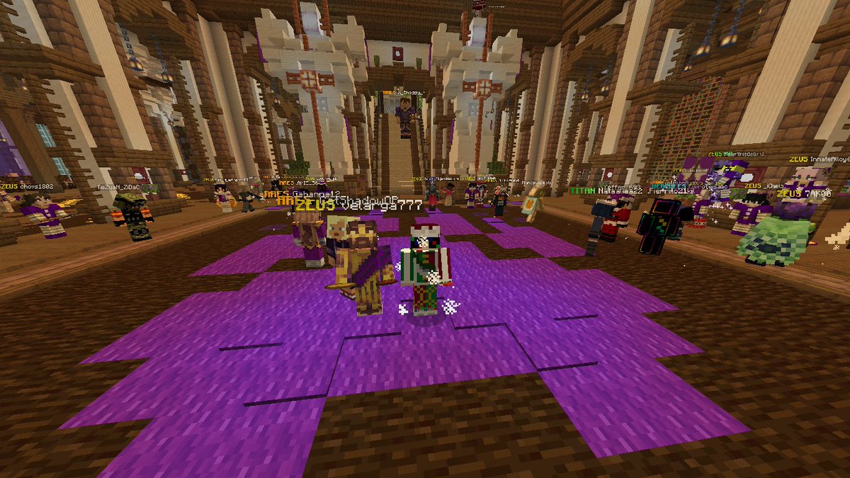 dr0gor's tweet image. Y aca foto con @dvelaazquez, pata, larak y oval💜