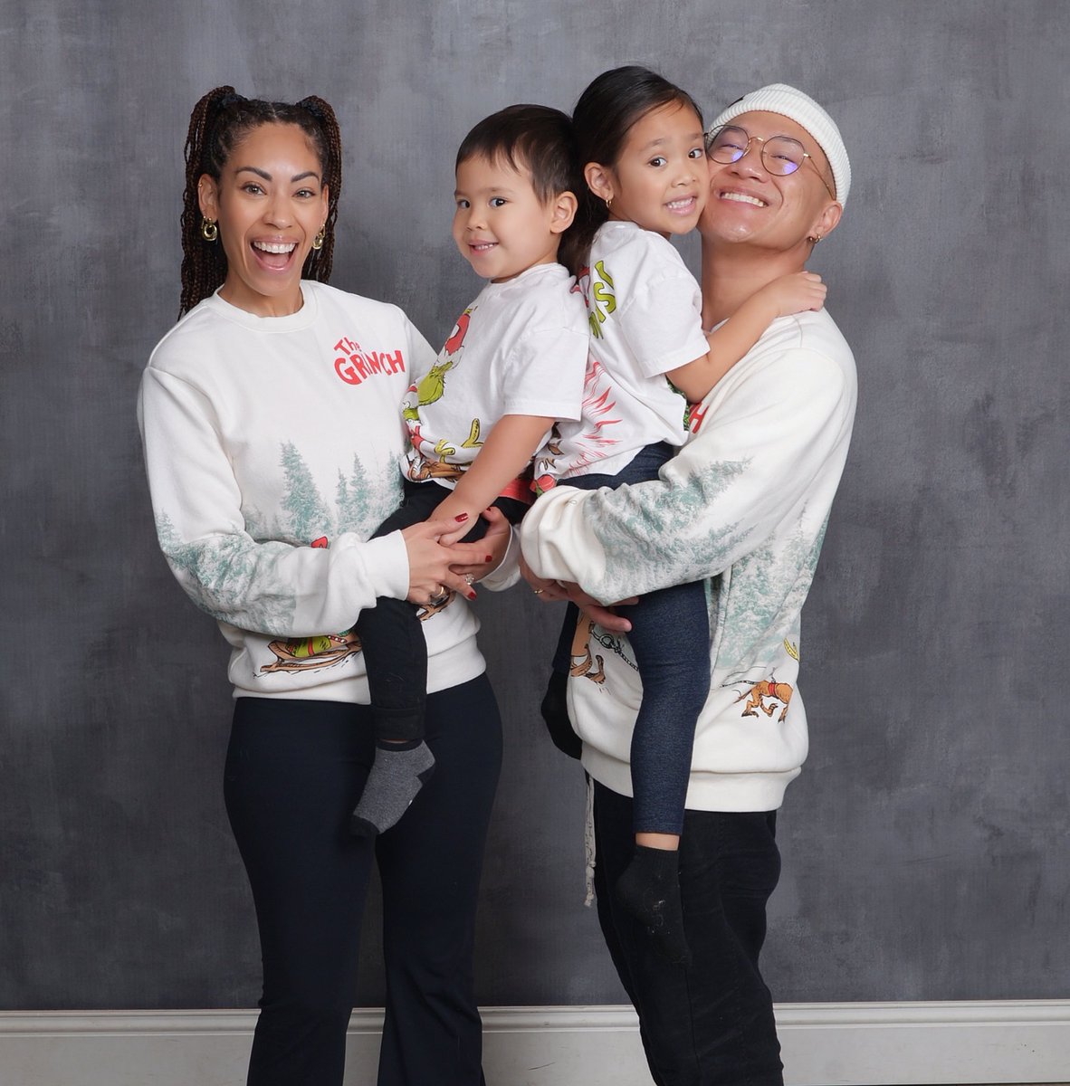 TimothyDeLaG's tweet photo. Merry Christmas, ya filthy animals 🎄 https://t.co/MTjgy76qkL