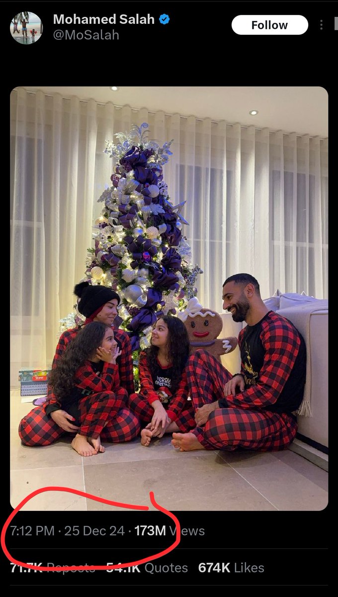 MisterEssential's tweet image. 2022 ✅ 
2023 ✅ 
2024 ✅ 
2025 ??? ⏳ 
Mo Salah, what do you have for me this year?  

Don't let Carragher win this battle 🤲