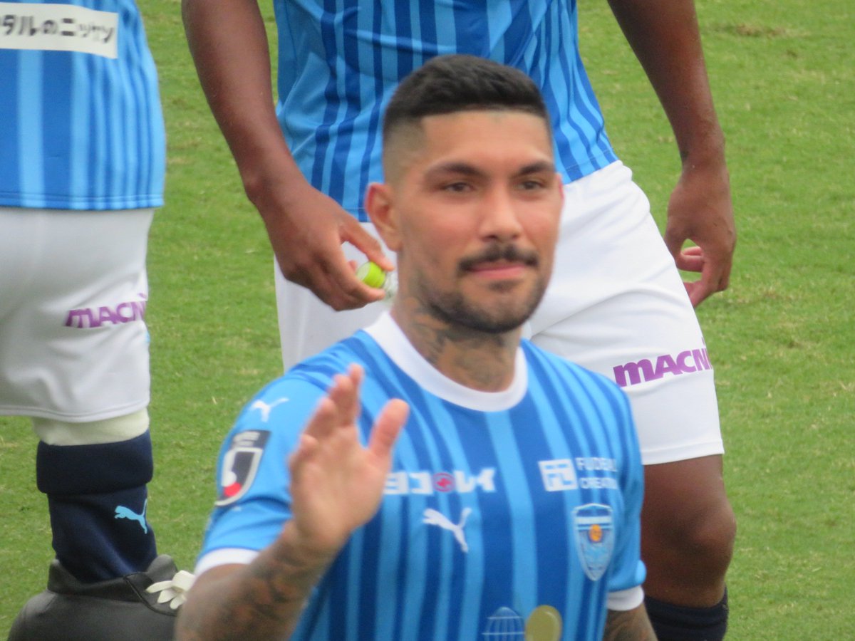 ユーリ契約満了かあ😭 ユーリの優しさ、プレー、全てが好きだったな