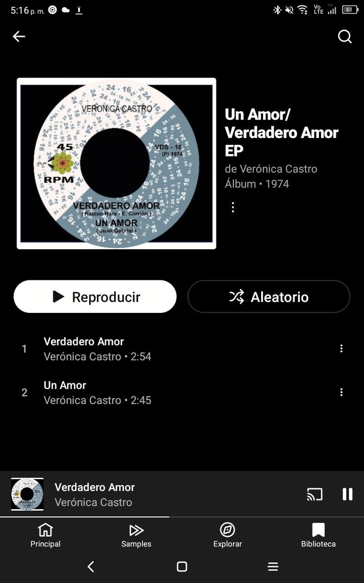 pasando el ep de 1974 a mp3 verdadero amor y un amor de <a href="/vrocastroficial/">Verónica Castro</a>  nochebuena escuchando a #veronicacastro . 😍 verdadero amor español/japonés .#Nochebuena2025