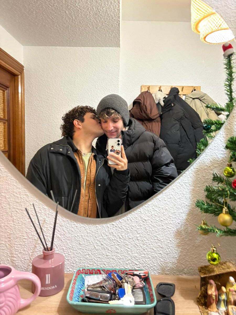 pedroxiblake's tweet photo. Mi regalo de navidad https://t.co/M0E1DHtEek