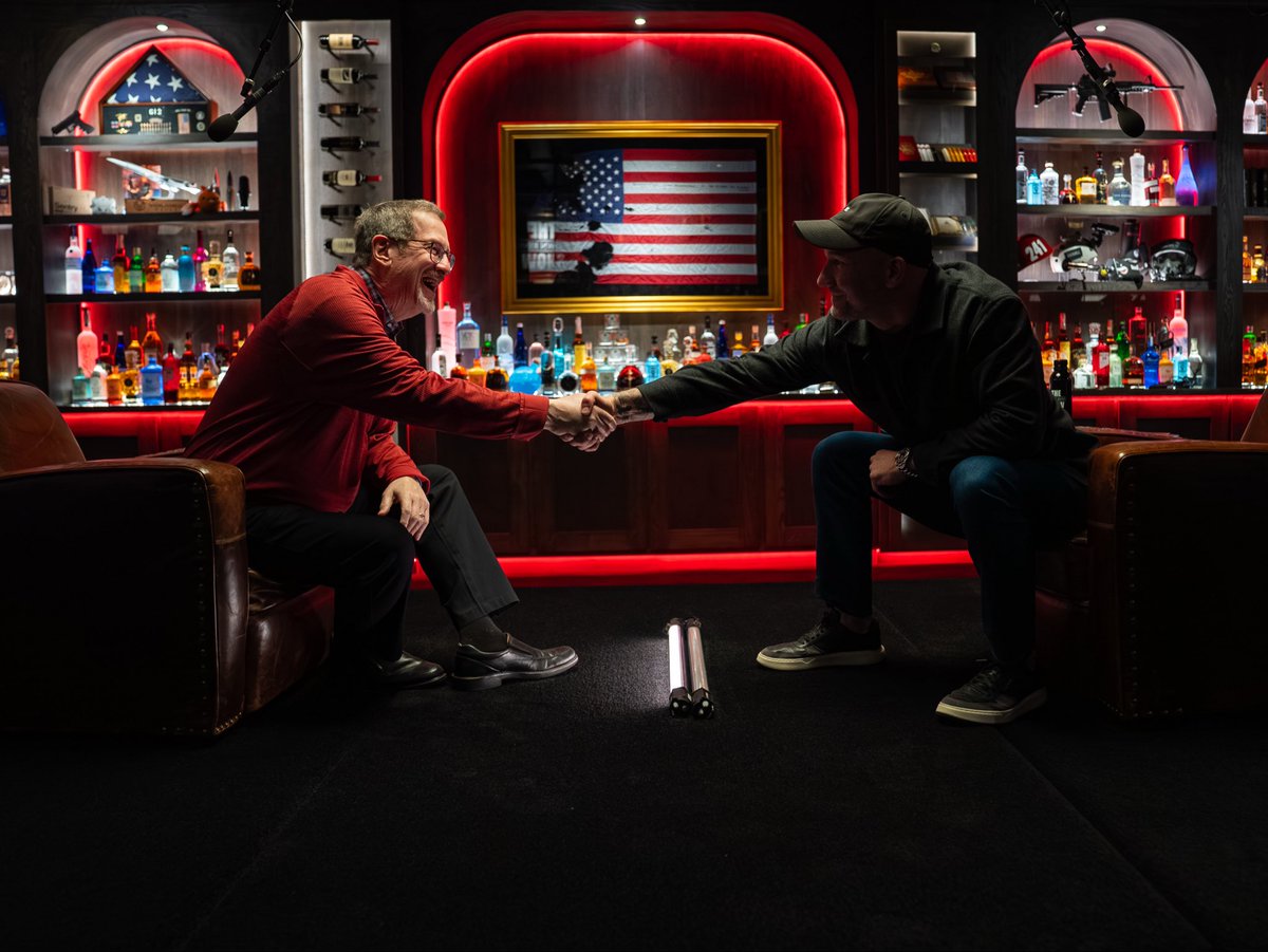 Today, I’m joined by returning guest Lee Strobel. It’s a tradition here at the Shawn Ryan Show to release a special episode on Christmas, and this year’s conversation centers on The Case for Christmas, where Lee breaks down the historical and biblical evidence surrounding the