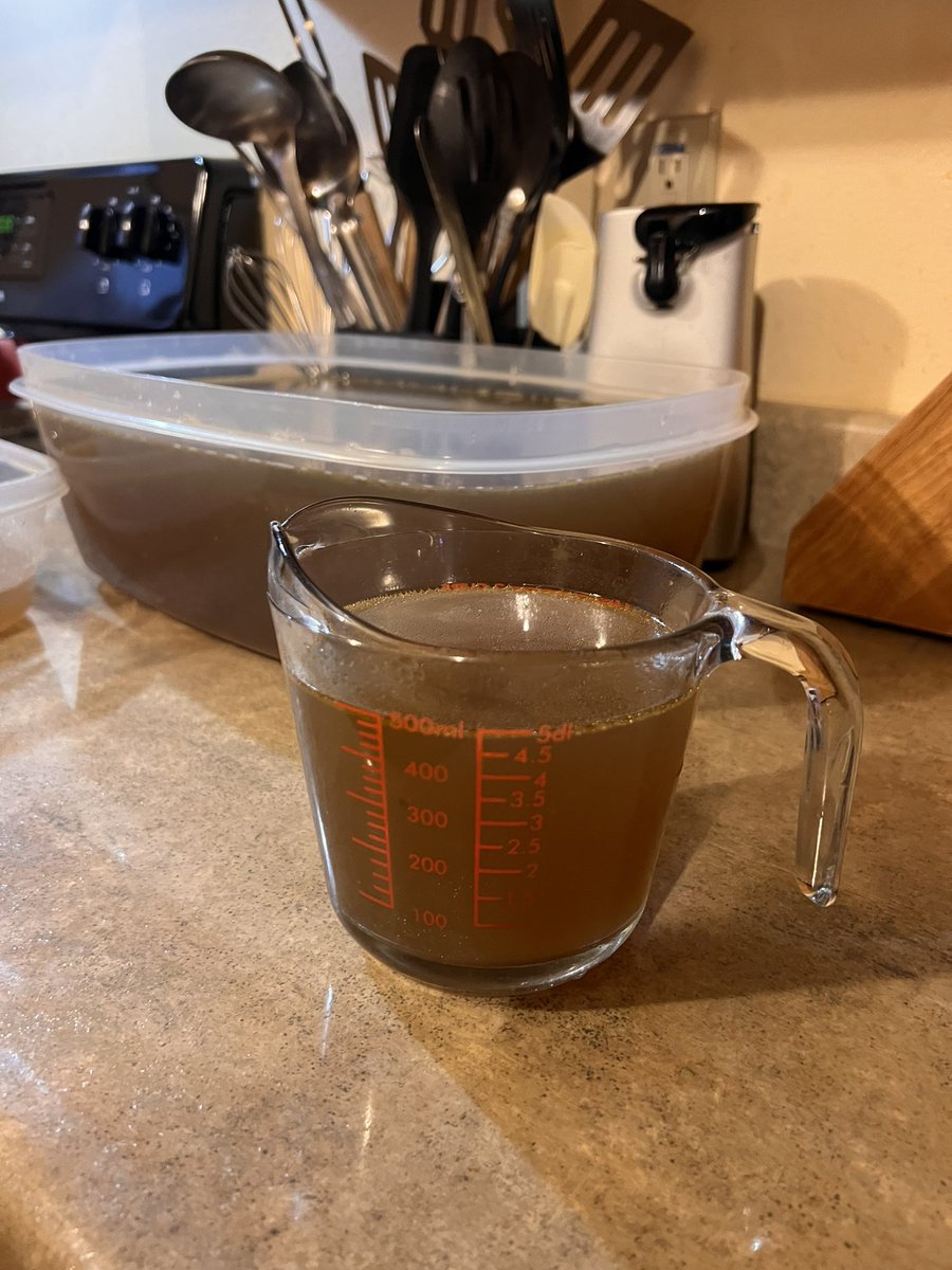 LiviSymone's tweet image. 10 hrs of simmering… ✨