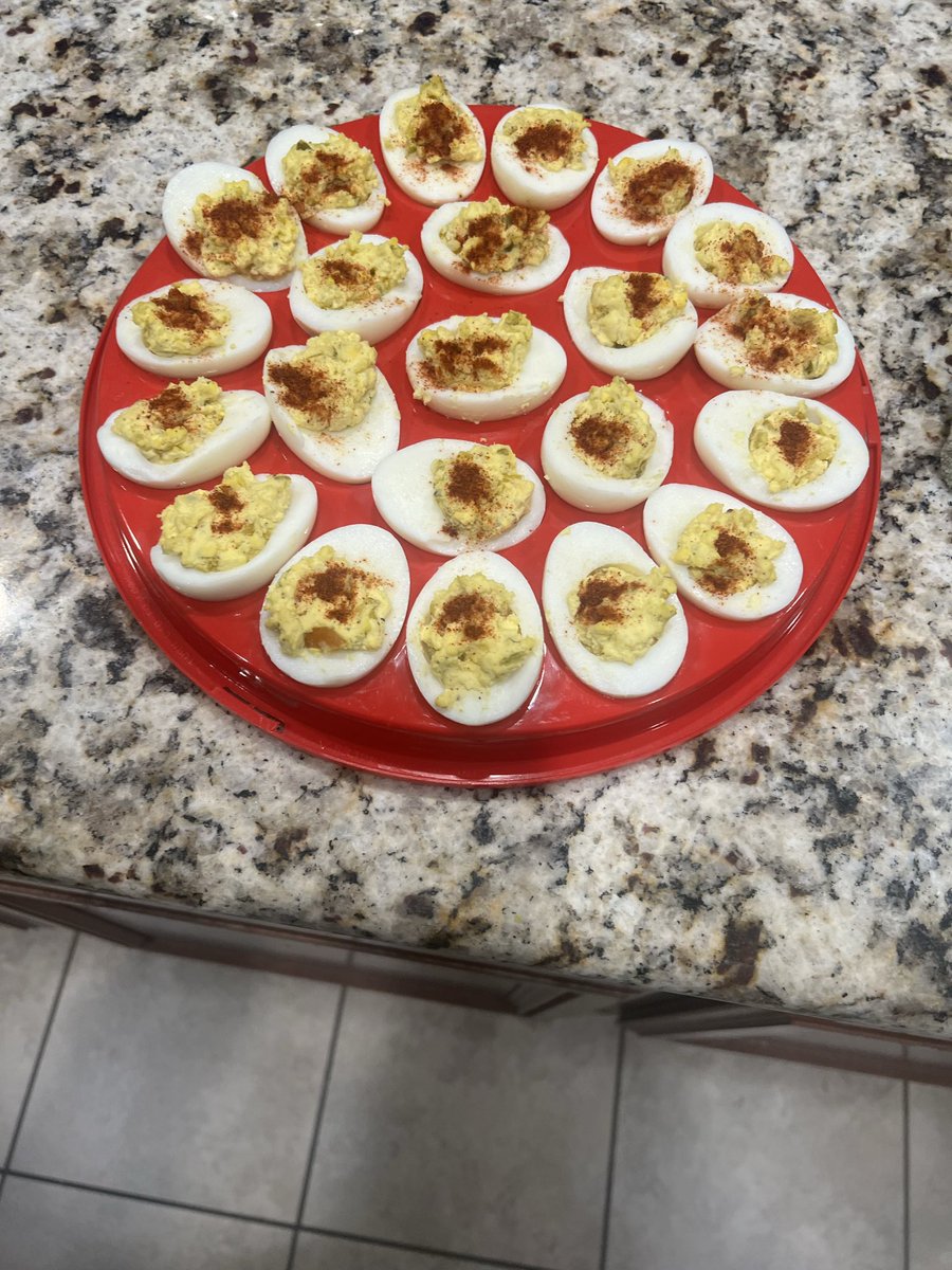 LouisFlorer's tweet photo. Made my deviled eggs for Christmas dinner https://t.co/2SOn2R3MZH