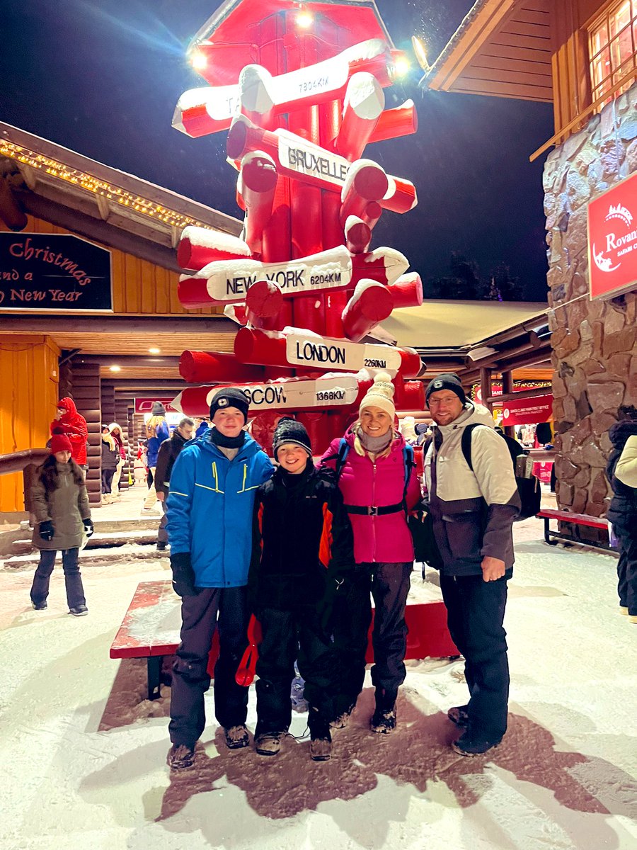 Merry Christmas everyone - sending love from our family to yours ❤️