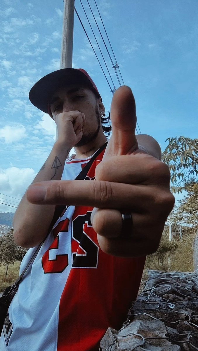 Esteban JB tweet media