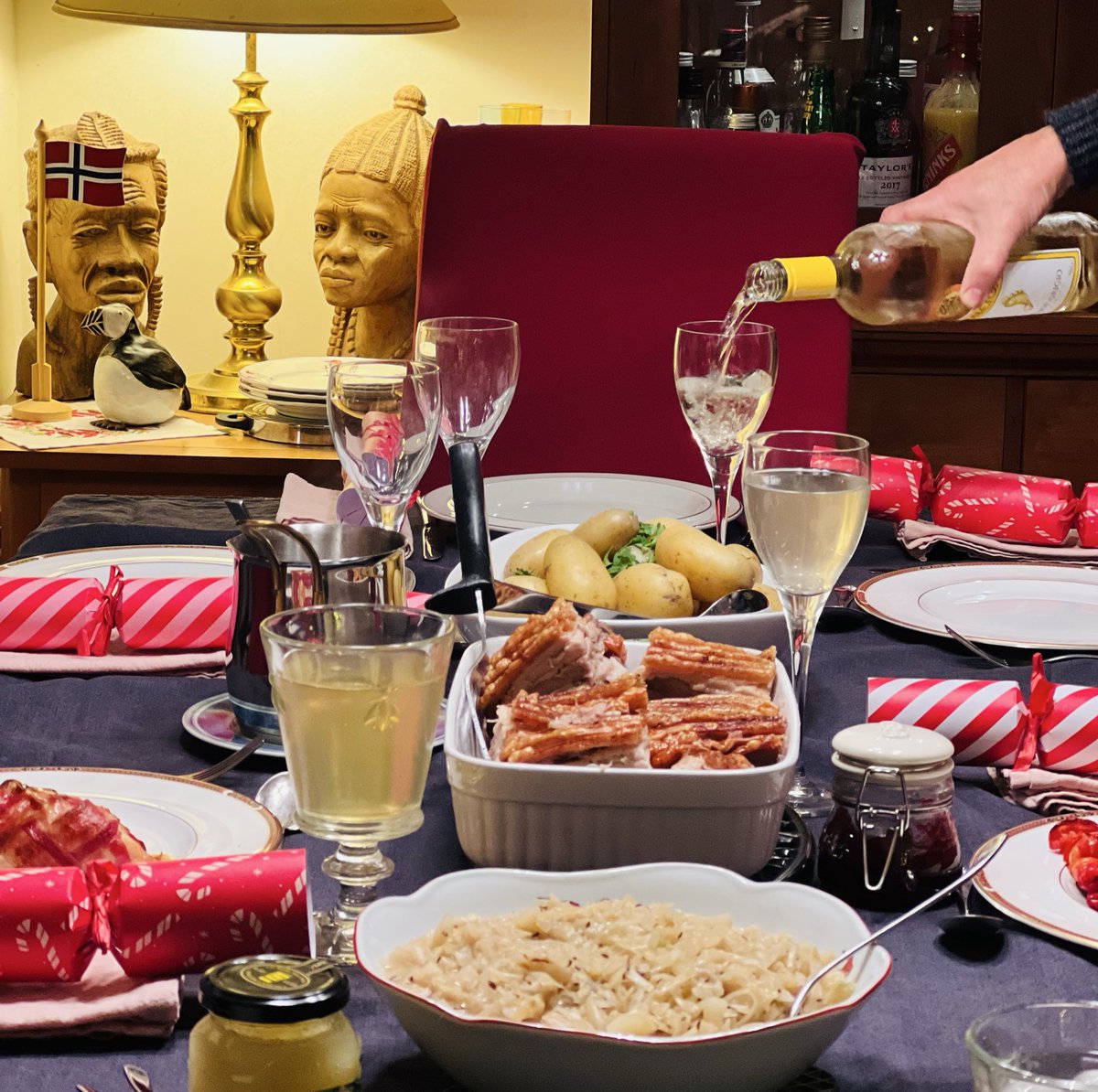 Eva WAN ༀ𓁿𝕐 tweet media