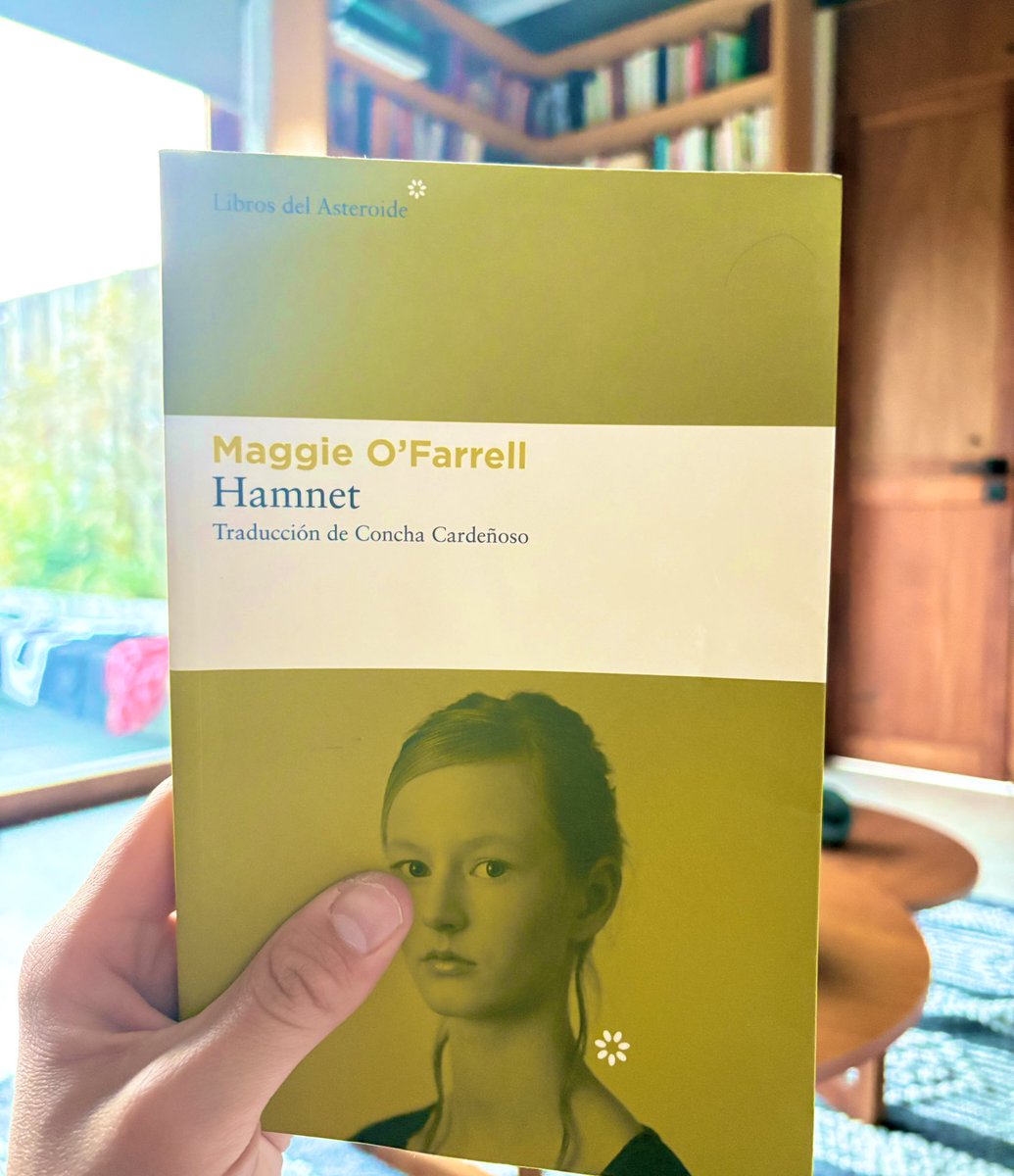 Creo que nunca había leído una novela así. Inexplicable. Mágica. De principio a fin.