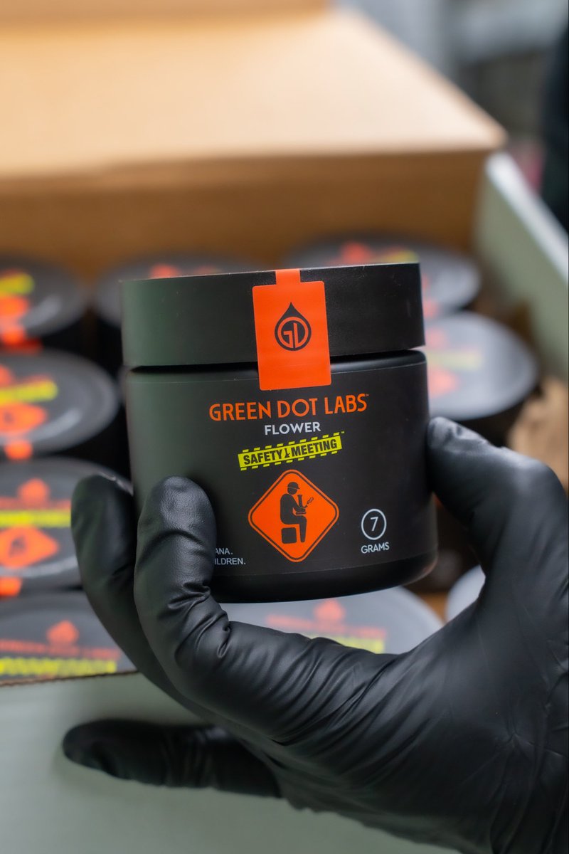 Safety Meeting Mood
1.Ready to conquer 🏆 
2.Still floating ☁️