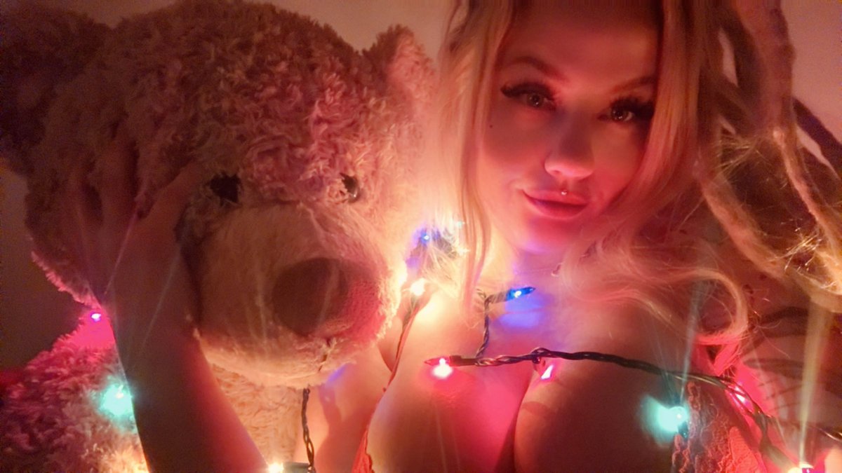 Merry Christmas Eve 🎄