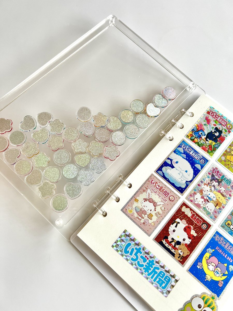 シェイカー付きクリアバインダー✨ 表紙部分におはじきシールを入れて