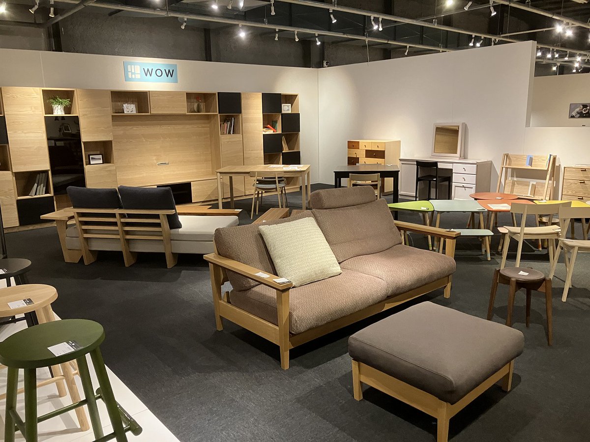 cosine_com's tweet image. 雨のあとに映る、冬のきらめき。旭川の夜と、暮らしに灯る小さな幸せ
Ｎo.4050　2025年12月25日（木）（-1℃⇒2℃）曇
わくわく様です。
昨日は雨が降り、今朝がたも静かな雨音が続いていました。
例年よりも雪が少なく、冬まつりや雪まつりの開催を少し心配してしまいますね
x.gd/rmkjT