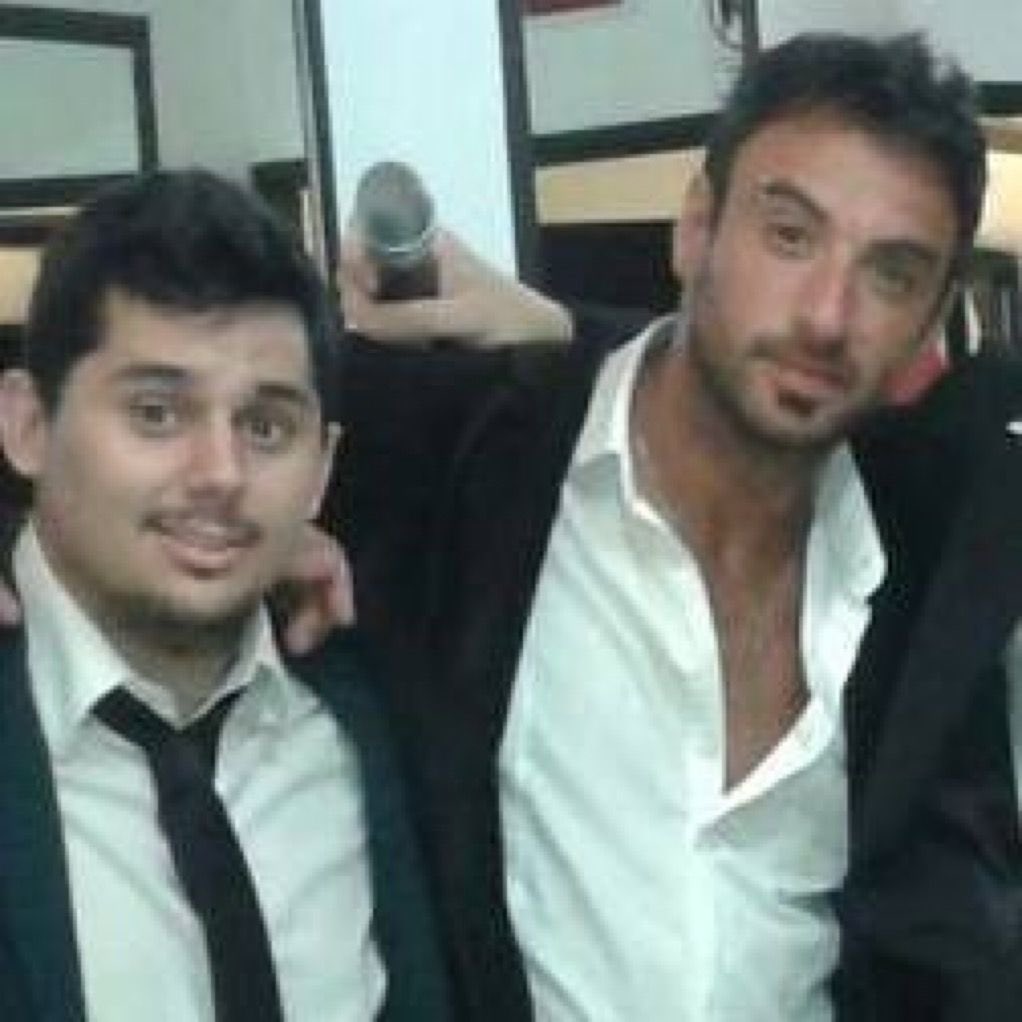 salió foto con el tío jaja terrible atorrante