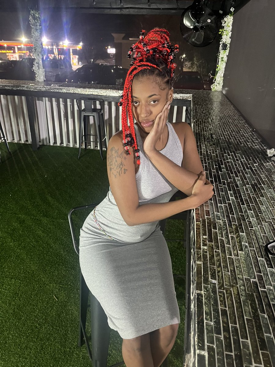 i am Luvv💚💋 tweet media