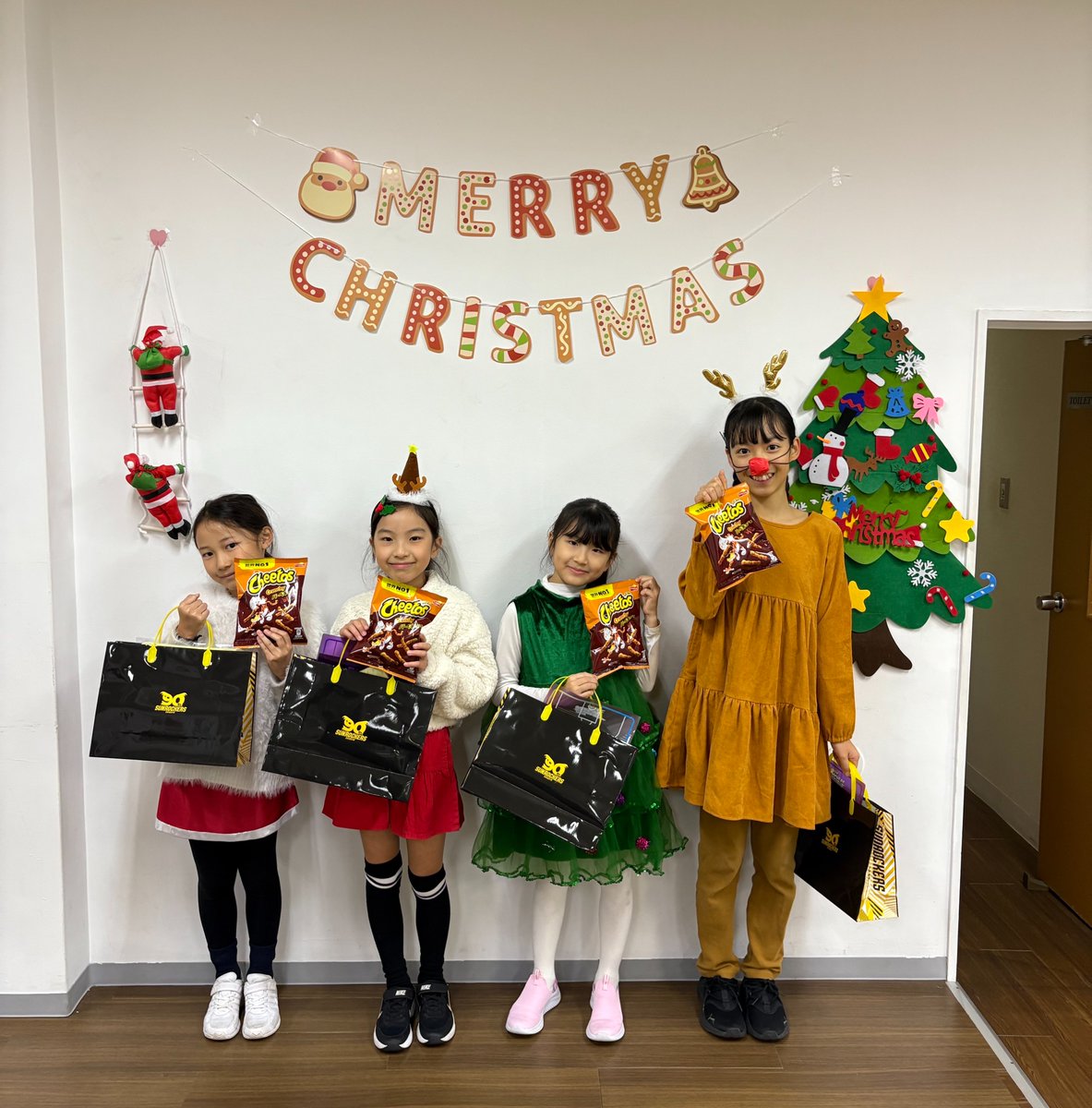 ソノシート突撃パルチザンロッカーズ 突撃！パルチザンロッカー』、充電装置『DEAD LINE』などジャパン