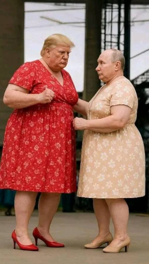 <a href="/JOBhakdi/">Jo Bhakdi</a> Trump wants to form an alliance with Russia and China while dumping his European allies.
This while calling for the revocation of media outlets licences.
How authoritarian