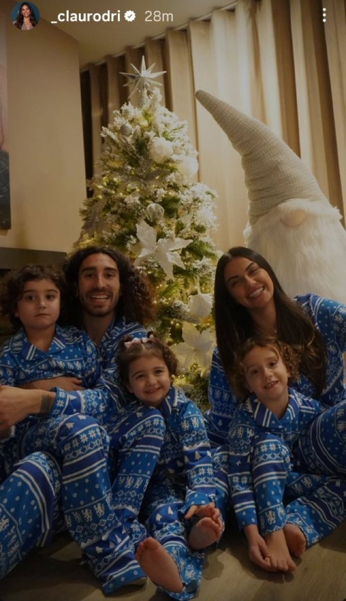 Wonder who has more hair between husband and wifey