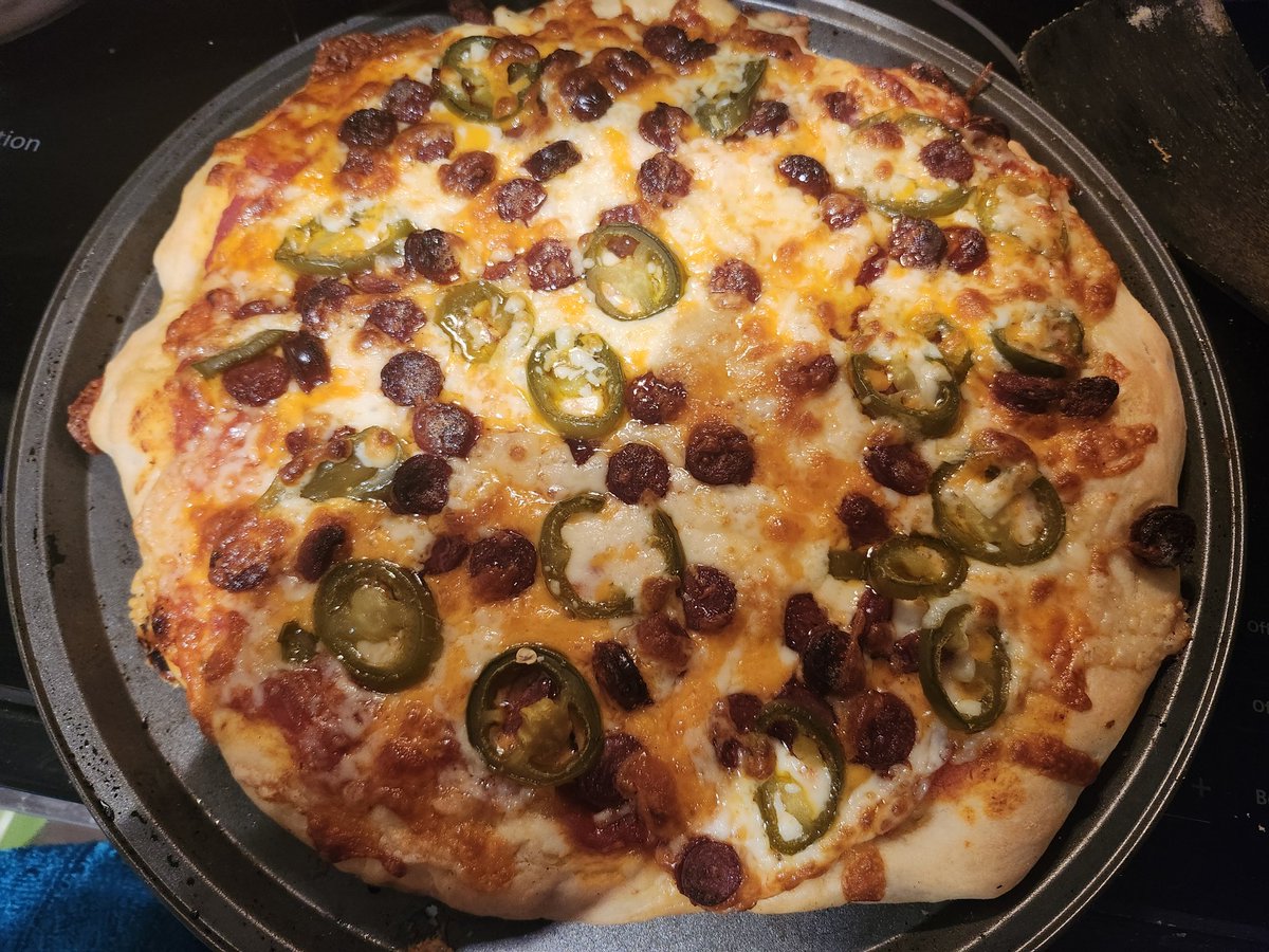 jester_52tv's tweet photo. Come get a slice #pizza #PizzaTime #homemade https://t.co/IDCkUSLVIT