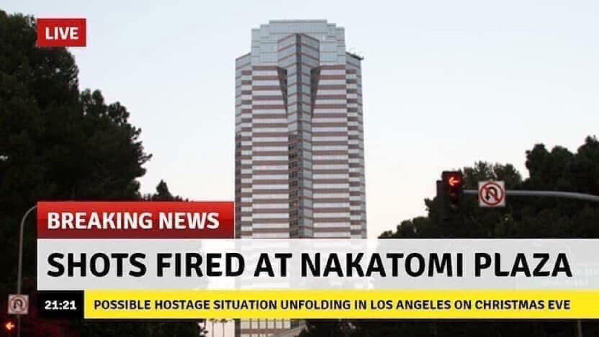 sopitas's tweet photo. 🚨🚨🚨ALERTA, se reportan disparos y toma de rehenes en Nakatomi Plaza.

Atentos al operativo del detective McClane https://t.co/Wmph00oJSM