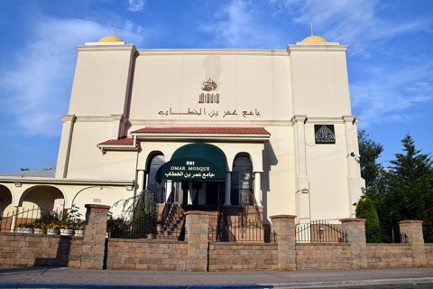 itsJohnRocker's tweet photo. Paterson, NJ was the birthplace of the Industrial Revolution. 

Today, it will be the first American city to adpot Sharia Law. 

How long can we sit back quietly while Muslims destroy the cultural fabric of America? https://t.co/XgZus8BimO