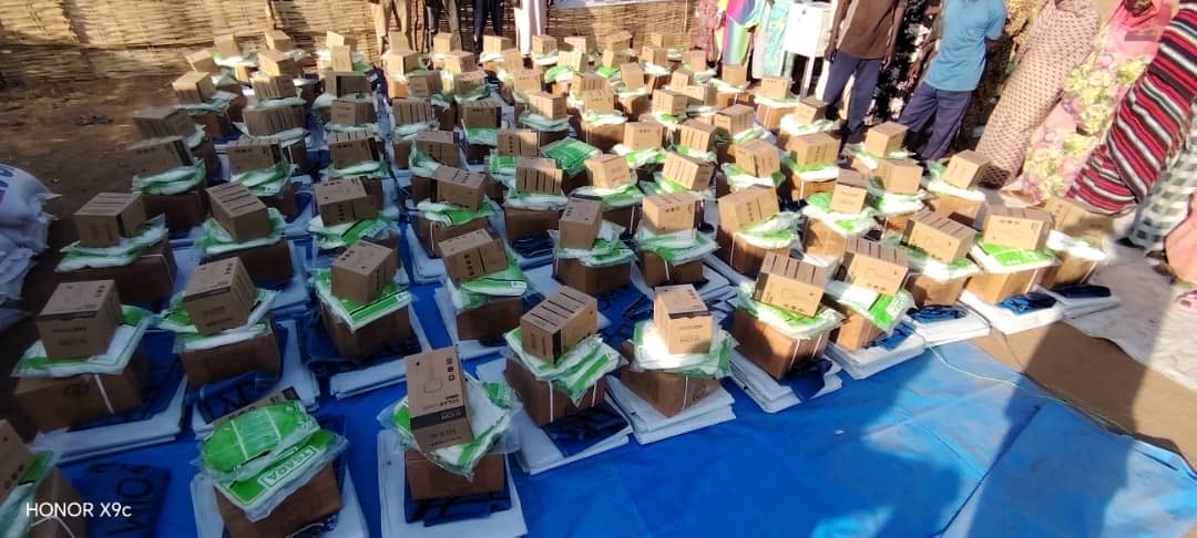 relief_c1's tweet photo. African Relief Committee with IOM support distributed 1,000 NFI kits for new IDPs who displaced form North Darfur State Al Fasher to Tawila Locality as result of ongoing conflict in Sudan https://t.co/7nMdVjag2n