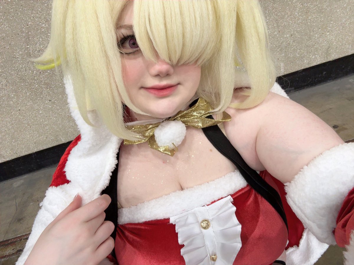 rorosgelato's tweet photo. CONFIRMED: Elegg WILL be leaving milk and cookies out for Santa Claus TONIGHT‼️
#nikke #cosplay https://t.co/8TY09QG0rr