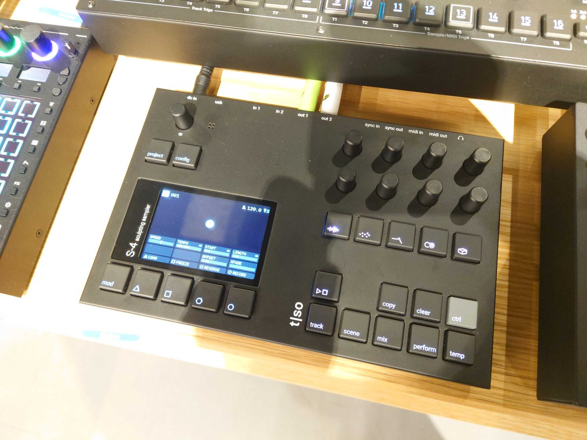 Torso Electronics S-4 グラニュラー・サンプラー Torso Electronics S4 Sculpting Sampler - Perfect Circuit