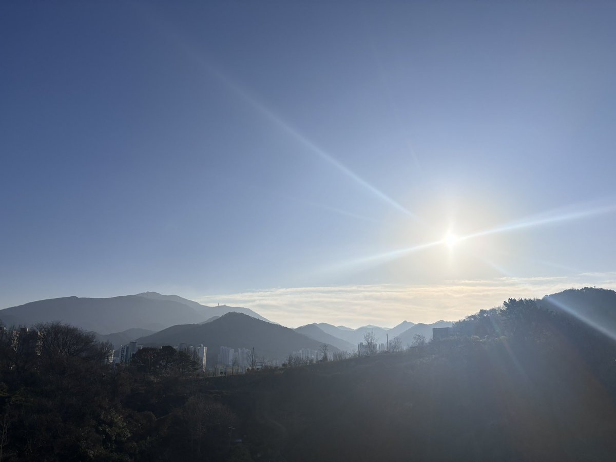 해피 크리스마스 
멋진 하루 보내요!
굿모닝
