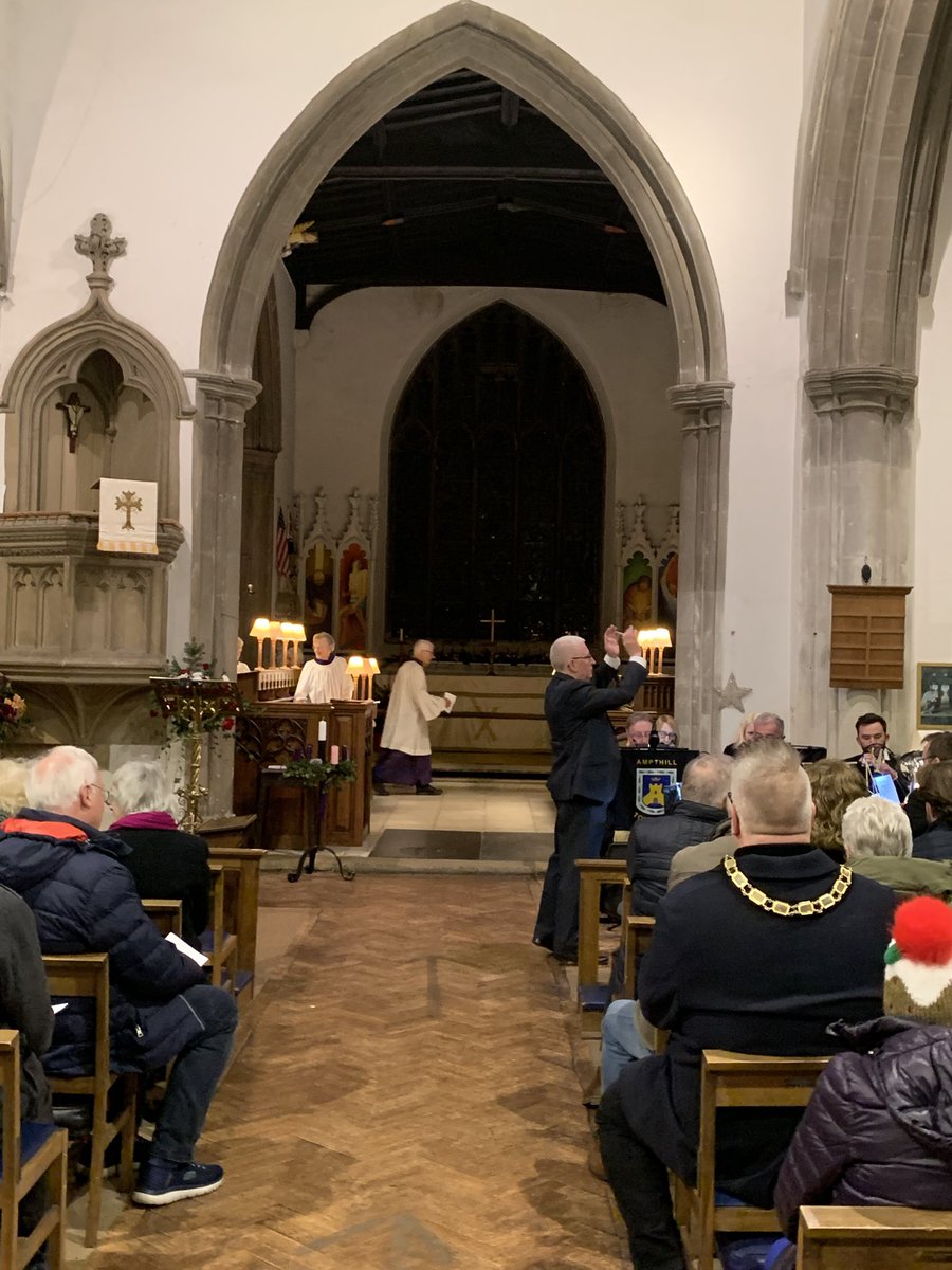 MiddlebrookDave's tweet image. Extra churches of the week - 1 (24/12). Good to lead the 8pm Carol service at St Andrews Ampthill. Wonderful Ampthill Town Band and a packed church singing carols merrily