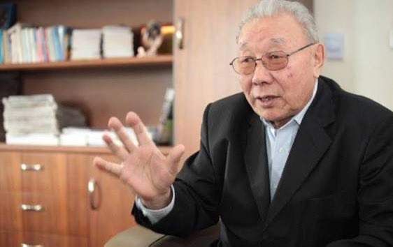 Ерөнхий сайд асан Д.Содном гуайн "Амьдрал, бодол" номонд одоогийнхоор бол их сонин ишлэл байна.

1950-иад он:
...Тэр үед төсвийн орлогыг бага боловч нэмэхийн тулд архи борлуулах гэж зовдог байсан байх. Архин завод Сангийн яамны харьяанд байсан санагдана. Аймгуудад ачуулсан архи