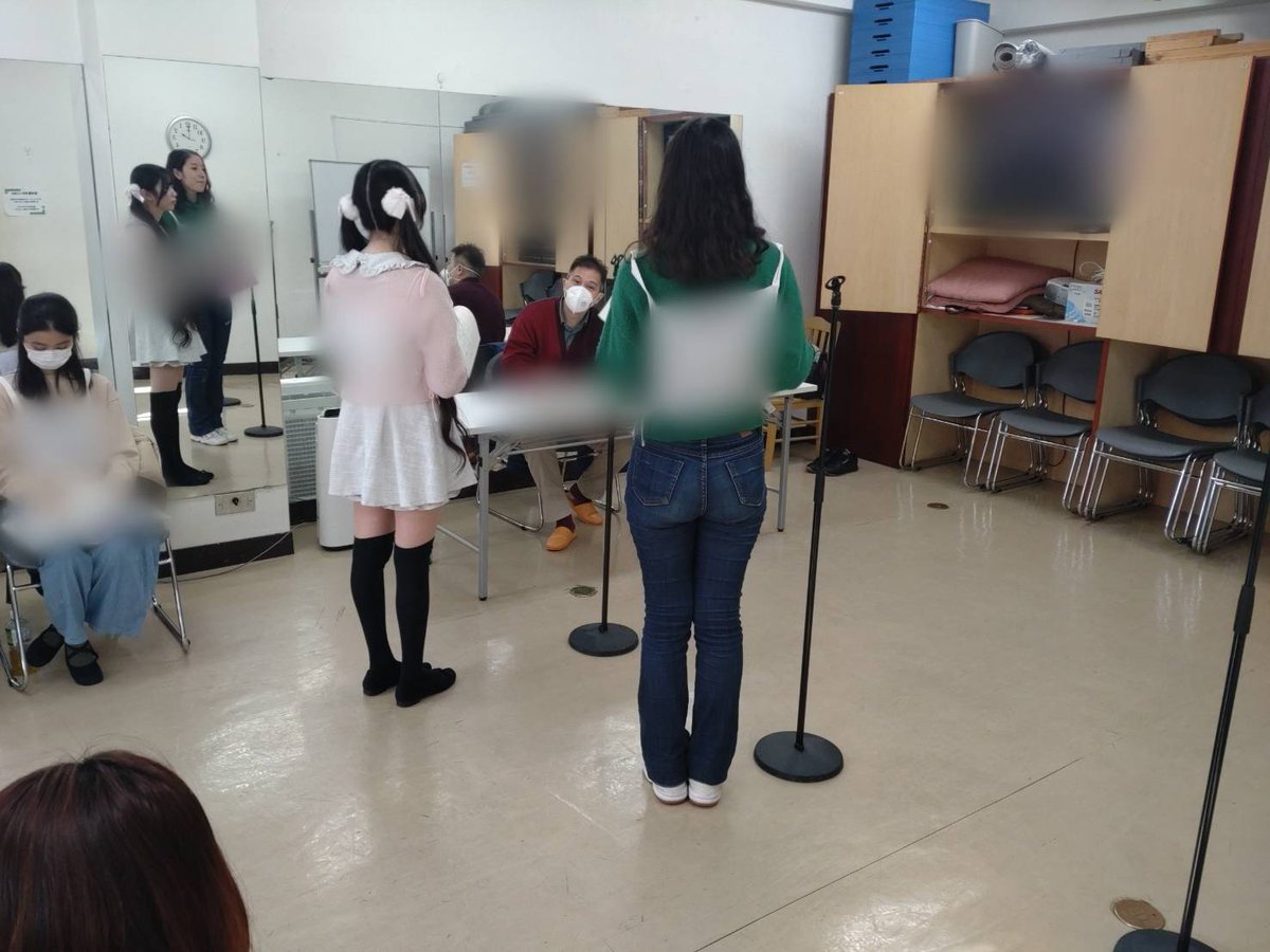 鳥海講師の年内最後のレッスンが行われました！
面白い作品が作れるよう、テンポ感を意識して取り組みました。
今年も1年ありがとうございました！来年も頑張りましょう！
#BAO #声優養成所